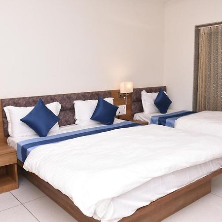 Hotel Golden Palace & Rooms Hālol Zewnętrze zdjęcie