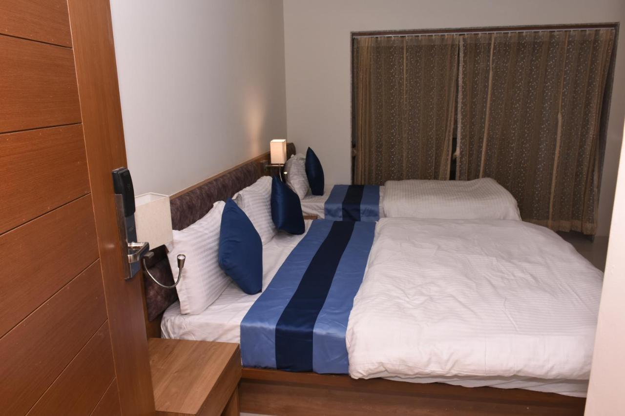 Hotel Golden Palace & Rooms Hālol Zewnętrze zdjęcie