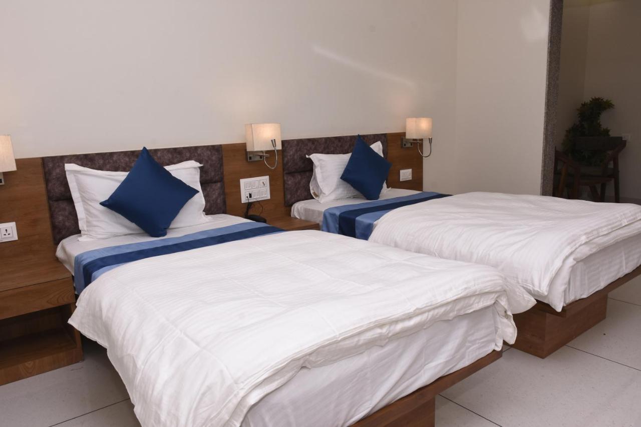 Hotel Golden Palace & Rooms Hālol Zewnętrze zdjęcie